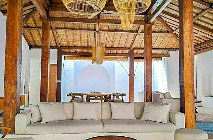 فندق Belvilla Peaceful Retreat Nelayan 4*